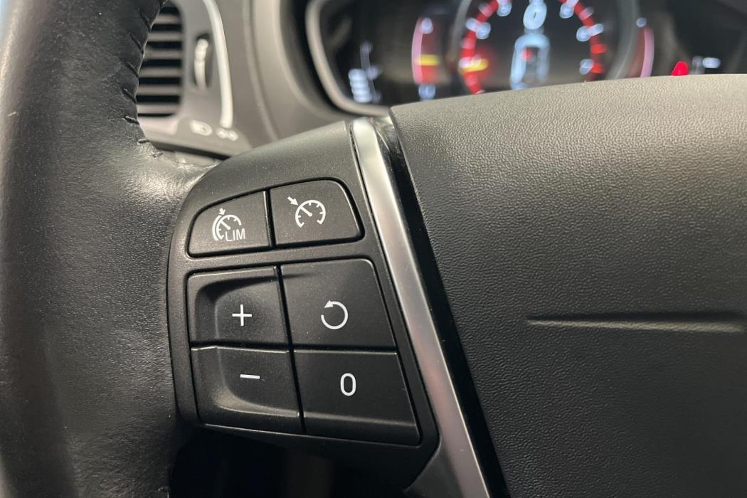 Volvo V40 2019