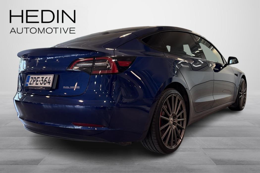 Tesla Model 3 2023