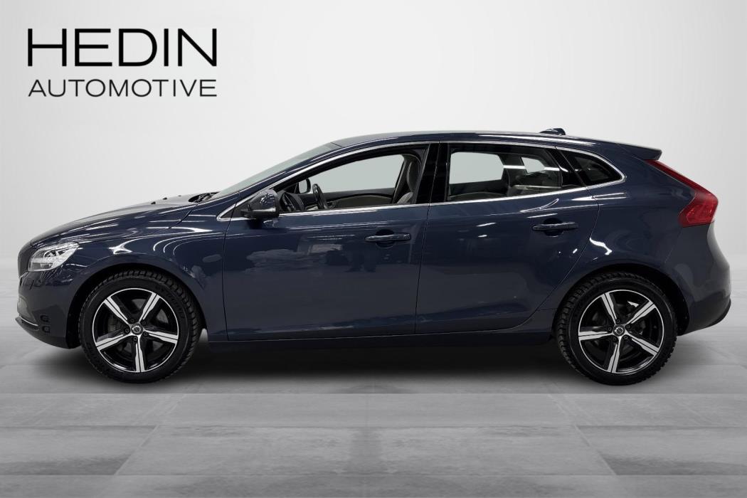 Volvo V40 2018