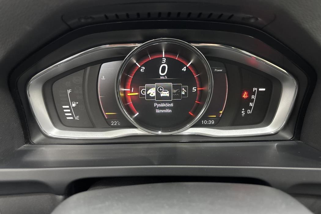 VOLVO V60 Cross Country 2017