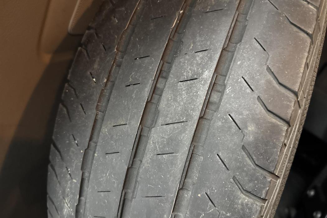 VOLKSWAGEN CARAVELLE 2013