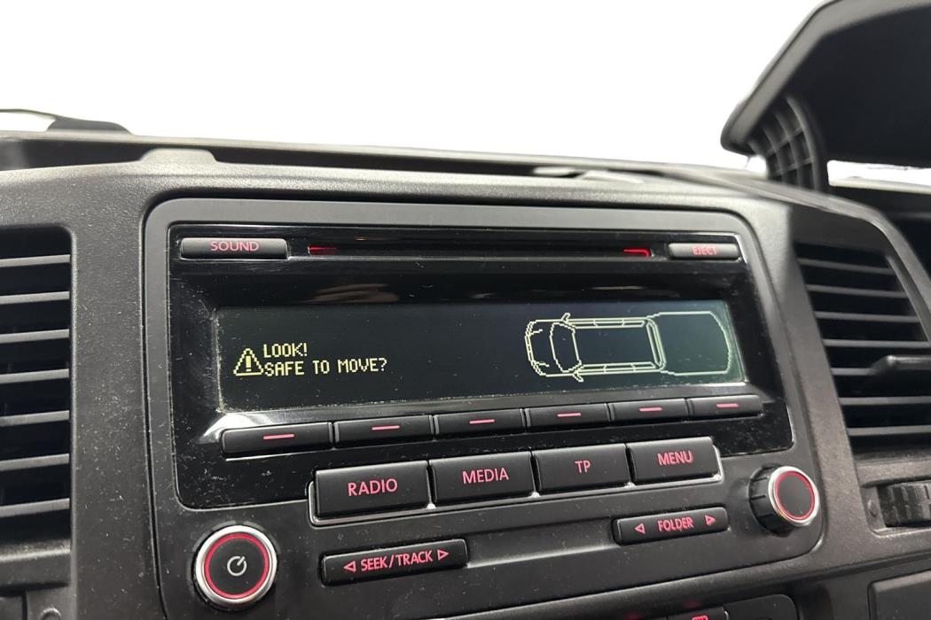 VOLKSWAGEN CARAVELLE 2013