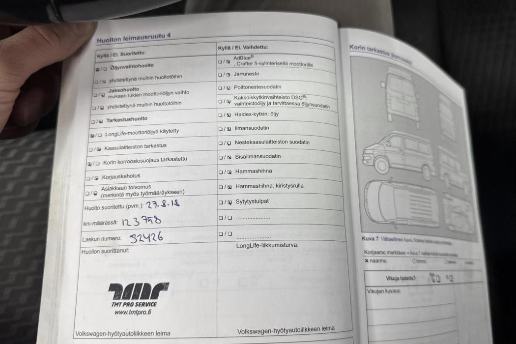 VOLKSWAGEN CARAVELLE 2013