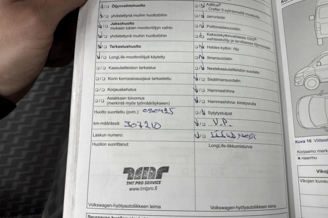 VOLKSWAGEN CARAVELLE 2013