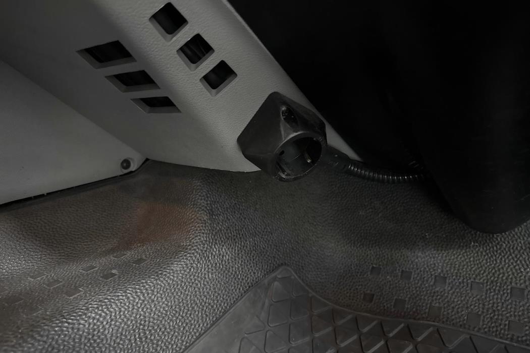 VOLKSWAGEN CARAVELLE 2013