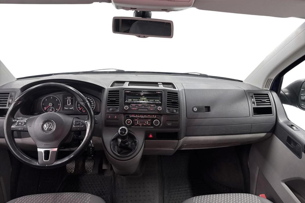 VOLKSWAGEN CARAVELLE 2013