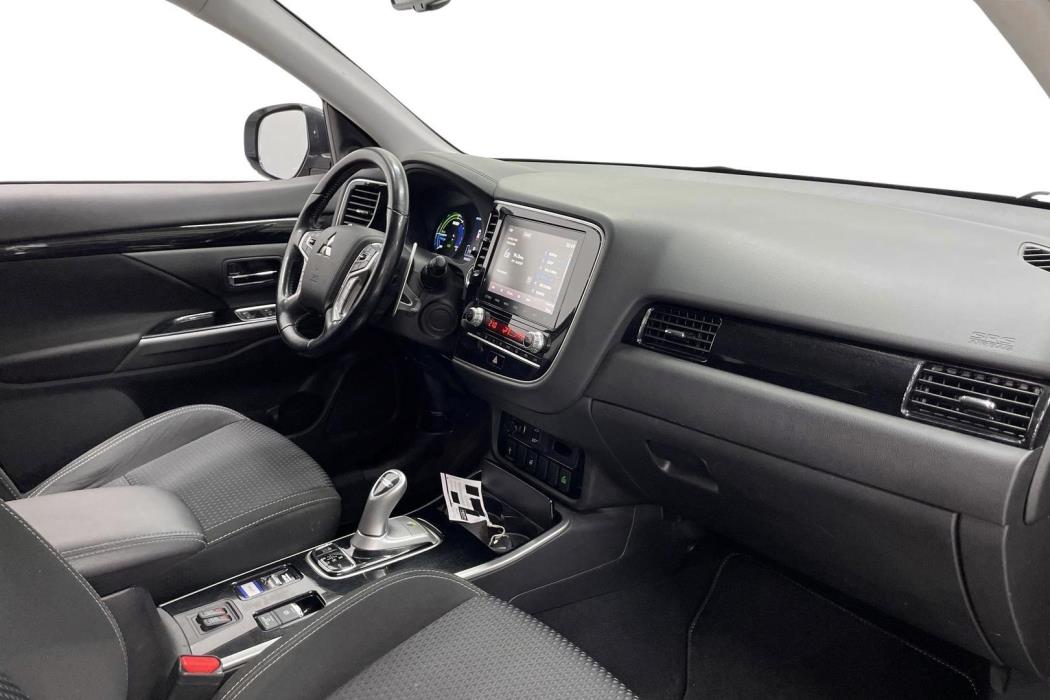 Mitsubishi Outlander PHEV 2019