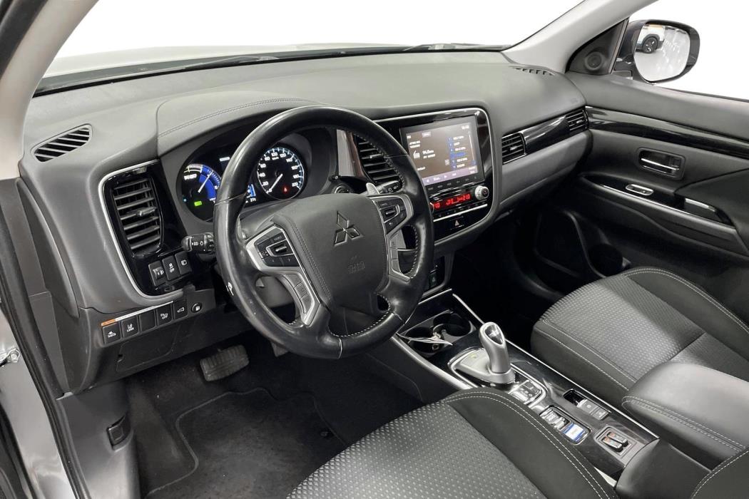 Mitsubishi Outlander PHEV 2019
