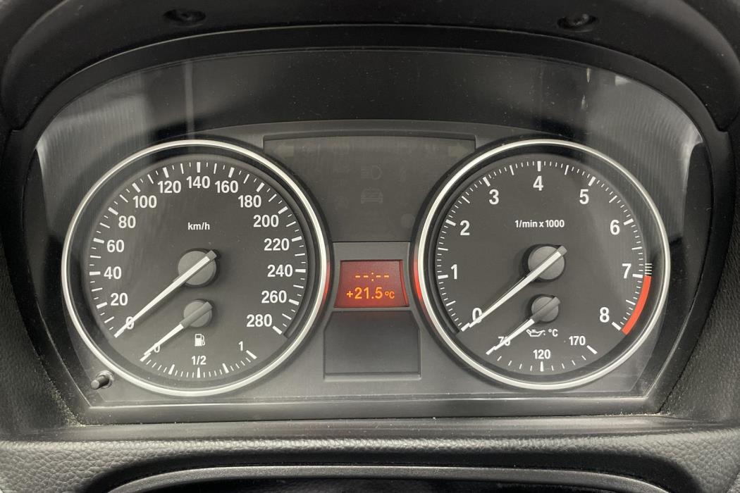 BMW 325 2008