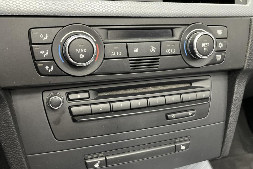 BMW 325 2008