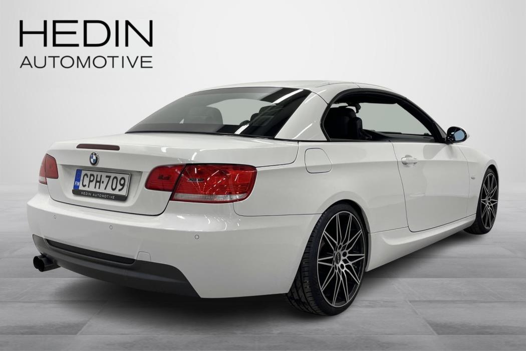 BMW 325 2008