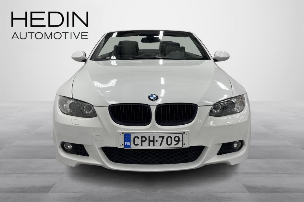 BMW 325 2008