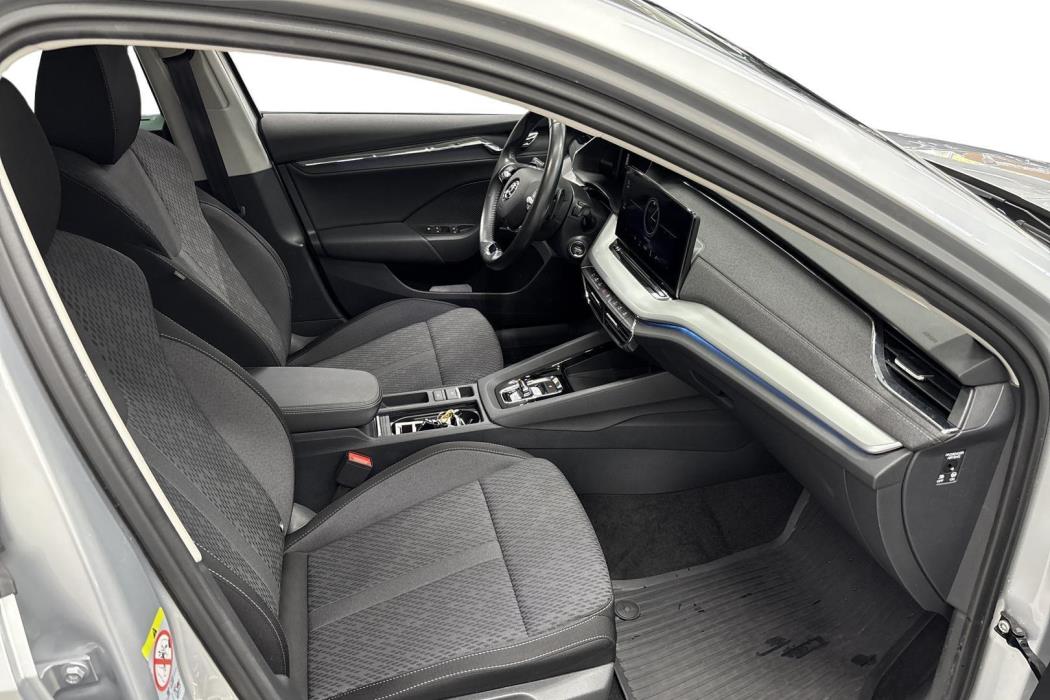 SKODA OCTAVIA 2023