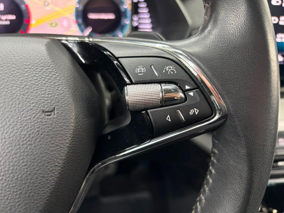 SKODA OCTAVIA 2023