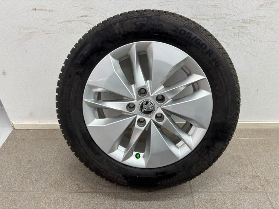 SKODA OCTAVIA 2023