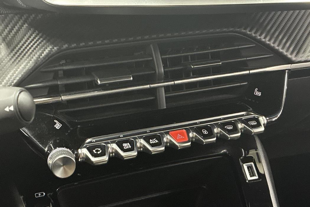 Peugeot e-2008 2023