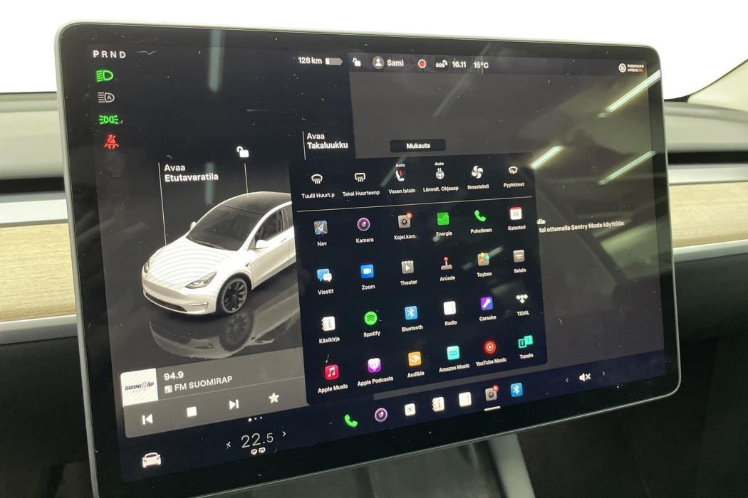 Tesla Model Y 2022