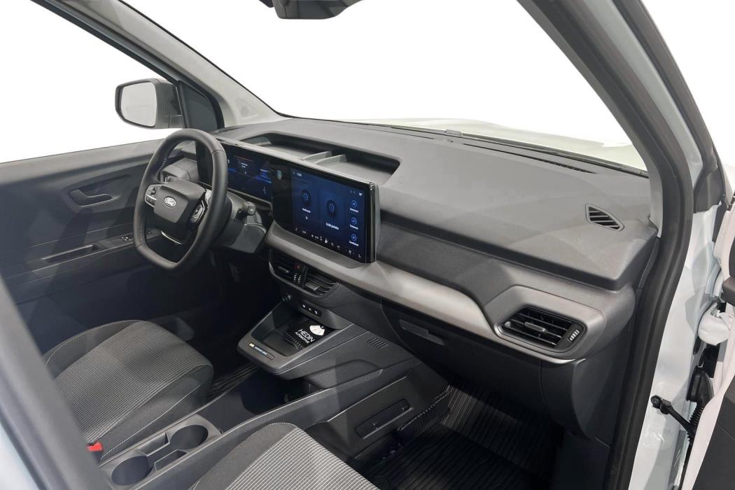 Ford Transit Courier 2025