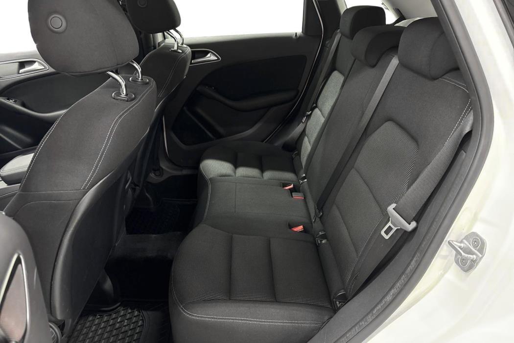 MERCEDES-BENZ B 2014