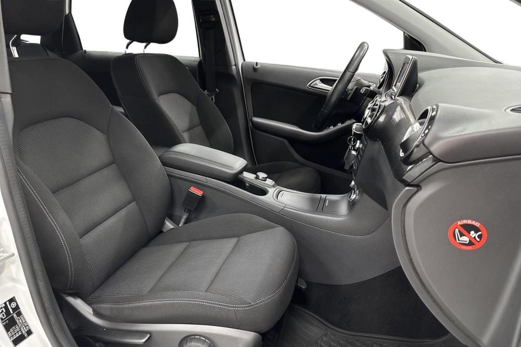 MERCEDES-BENZ B 2014