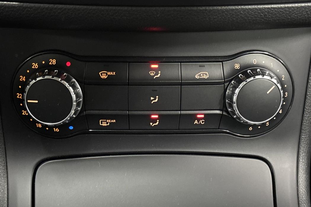 MERCEDES-BENZ B 2014