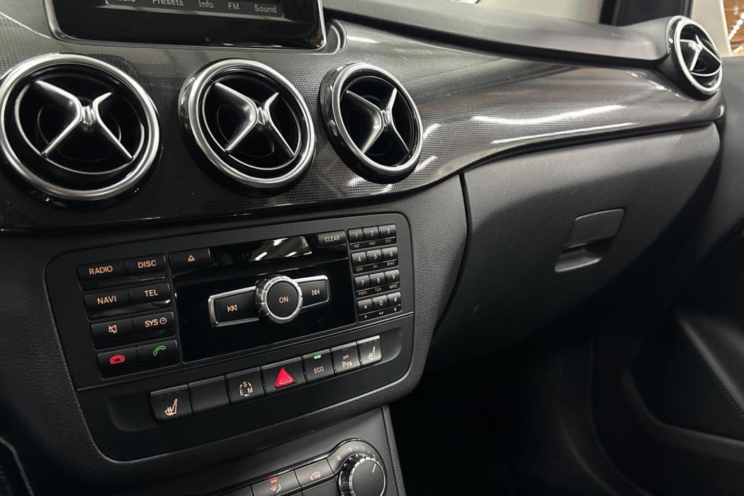 MERCEDES-BENZ B 2014