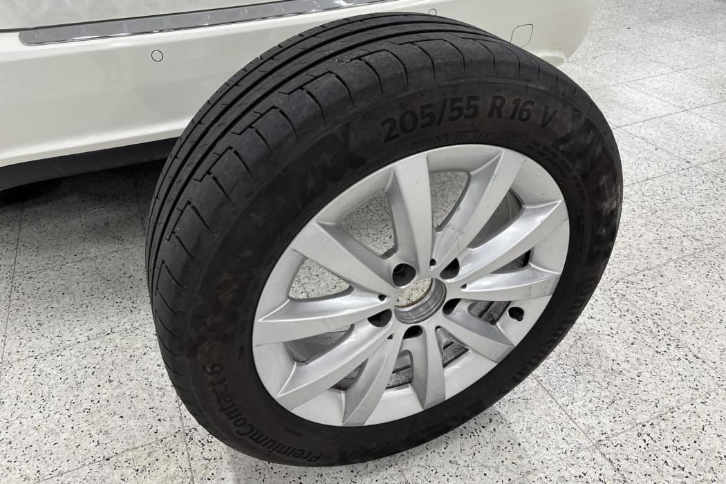 MERCEDES-BENZ B 2014