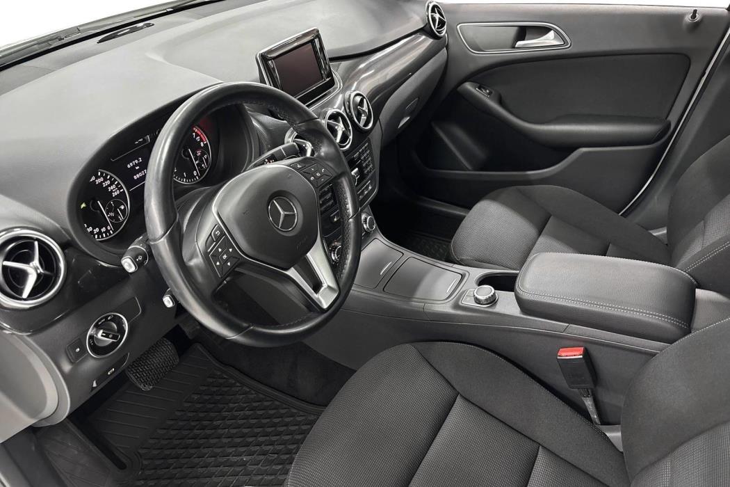 MERCEDES-BENZ B 2014