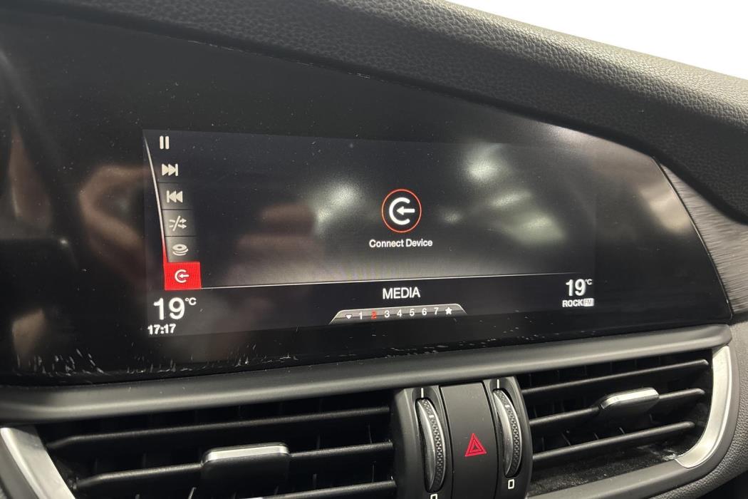 Alfa Romeo Giulia 2016
