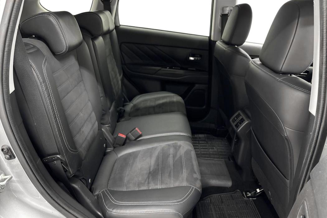 Mitsubishi Outlander PHEV 2018