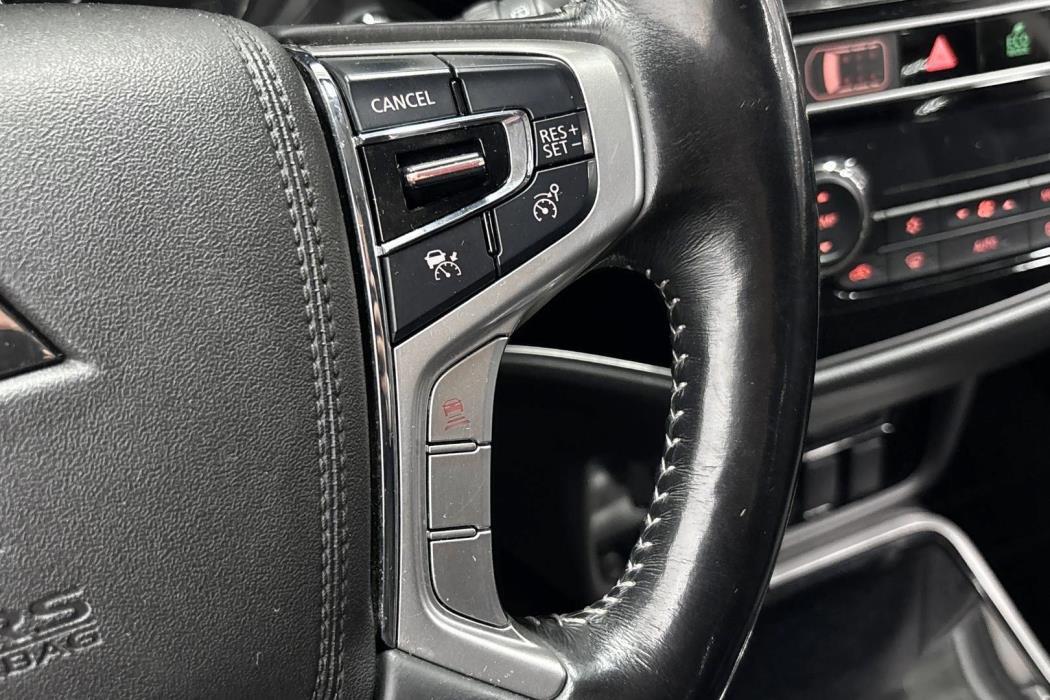 Mitsubishi Outlander PHEV 2018