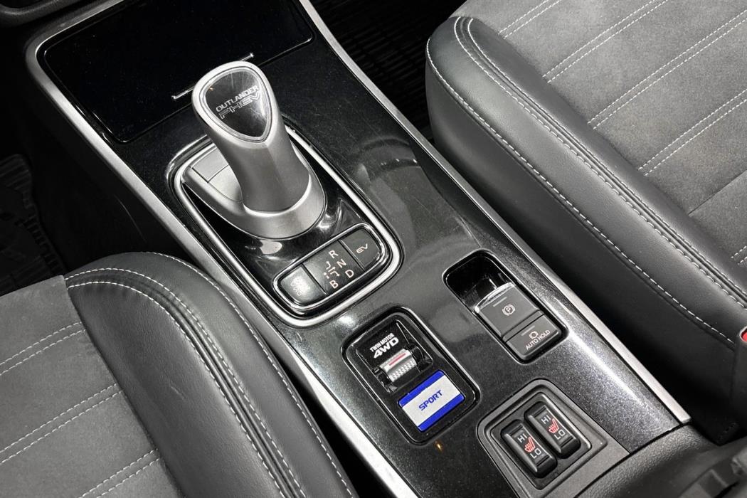 Mitsubishi Outlander PHEV 2018