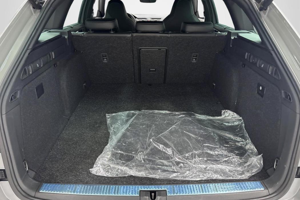 SKODA SUPERB 2024