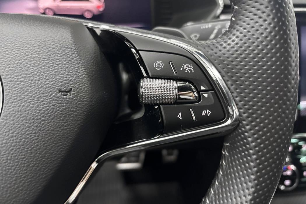 SKODA SUPERB 2024