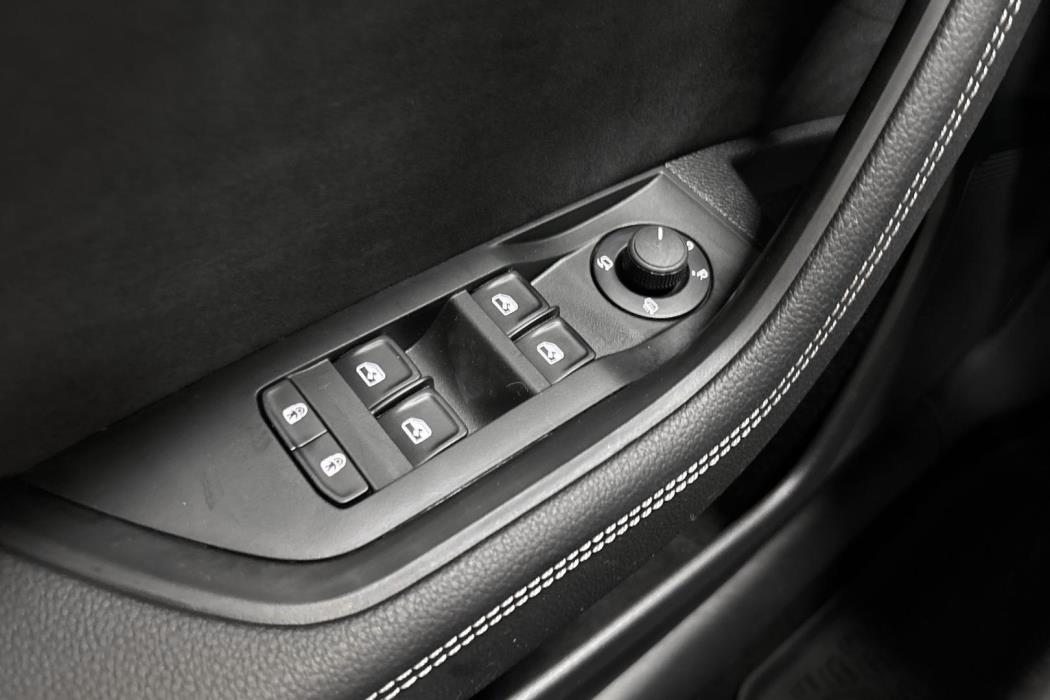 SKODA SUPERB 2024