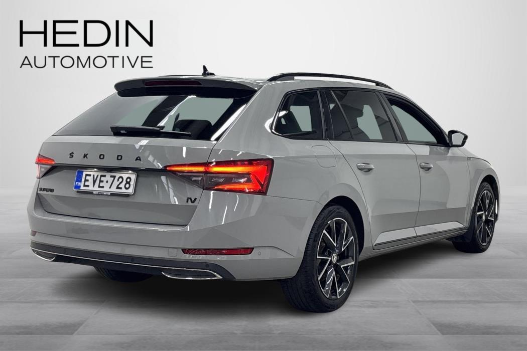 SKODA SUPERB 2024