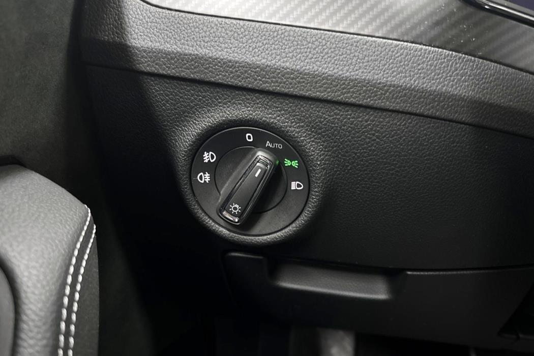 SKODA SUPERB 2024