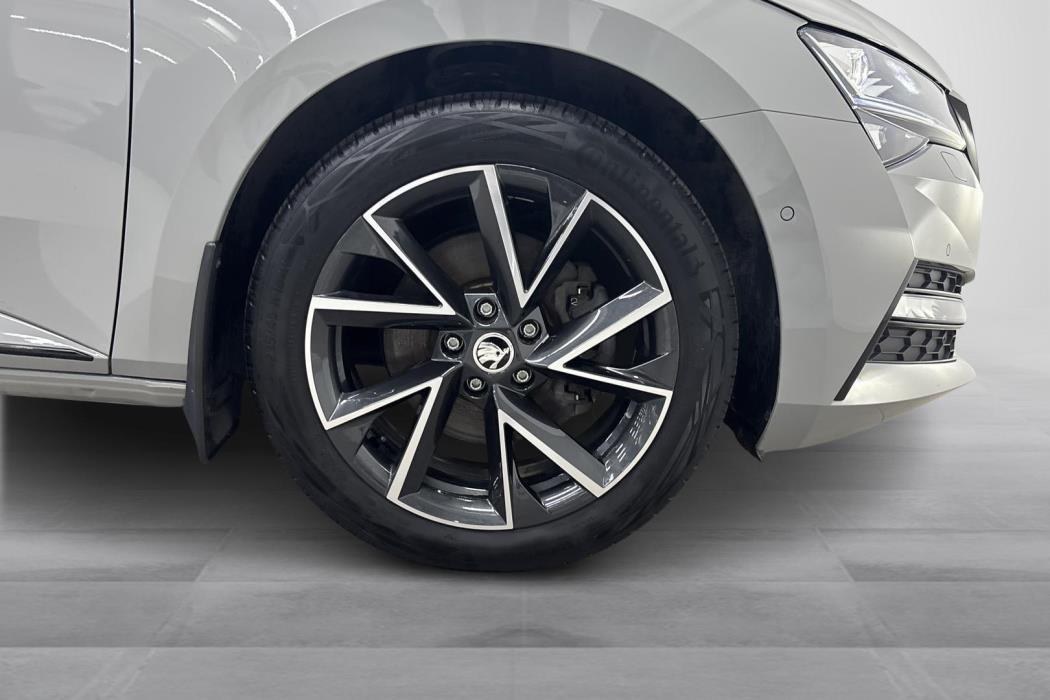 SKODA SUPERB 2024