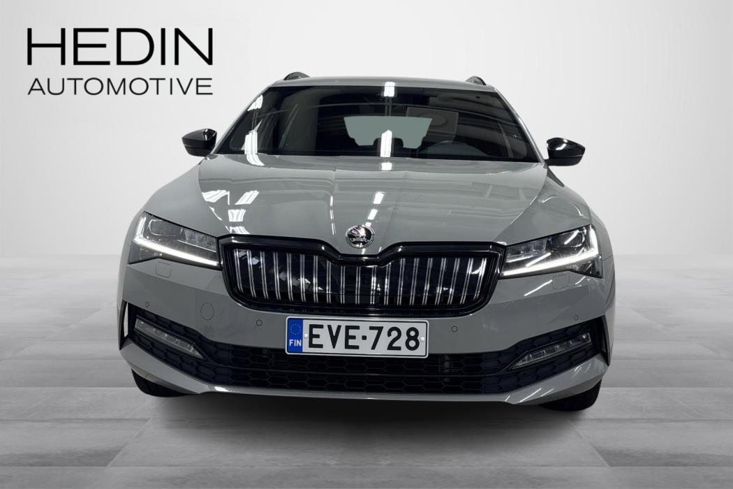 SKODA SUPERB 2024