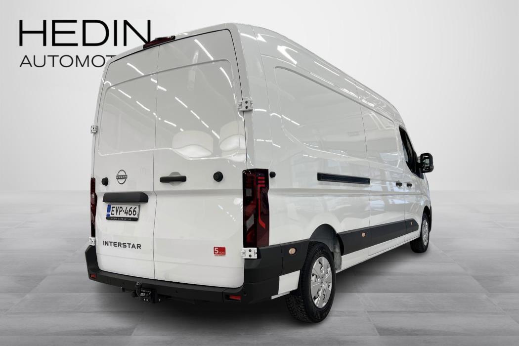 Nissan Interstar 2025