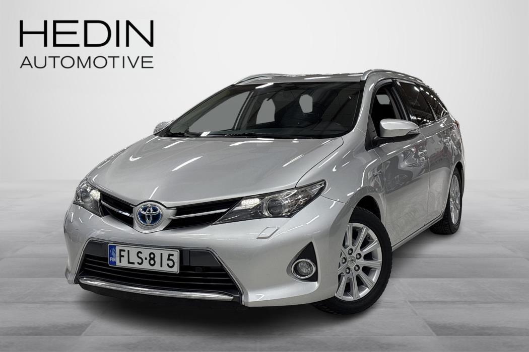 Toyota Auris 2015