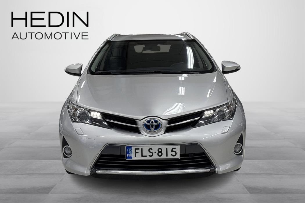 Toyota Auris 2015