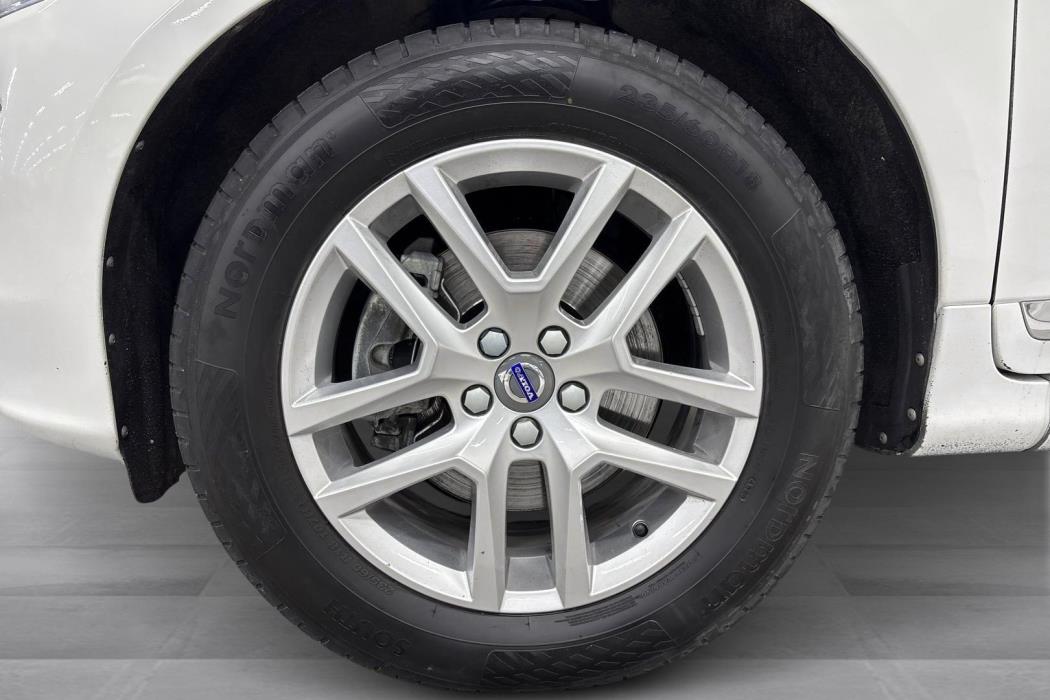 VOLVO XC60 2016