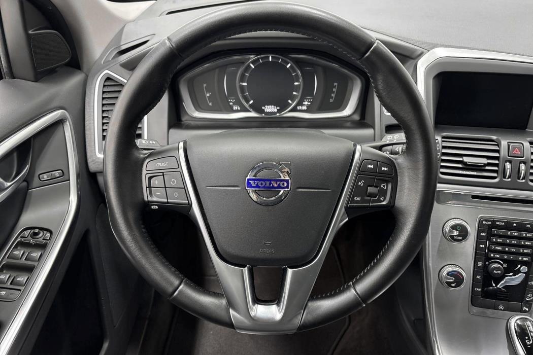 VOLVO XC60 2016