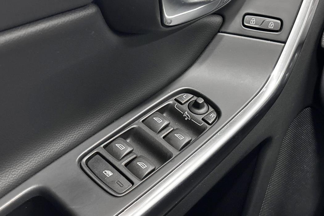 VOLVO XC60 2016