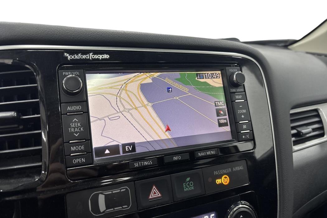 MITSUBISHI Outlander PHEV 2014