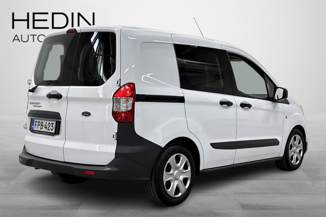 Ford Transit Courier 2023