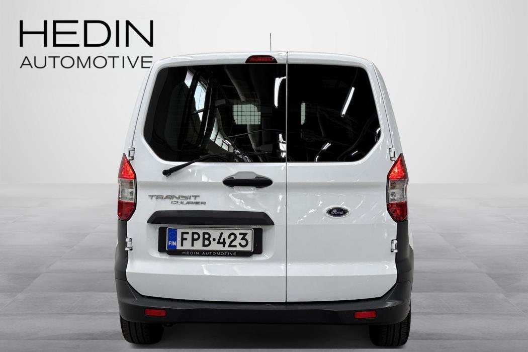 Ford Transit Courier 2023