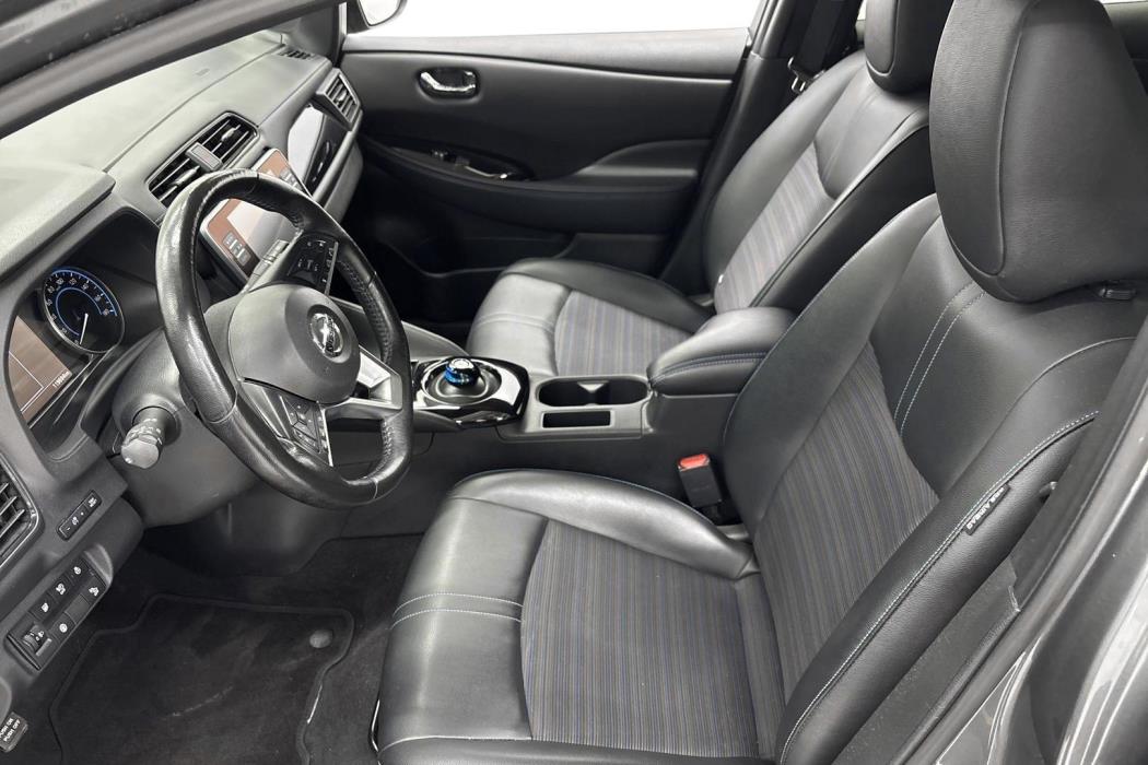 Nissan Leaf 2021