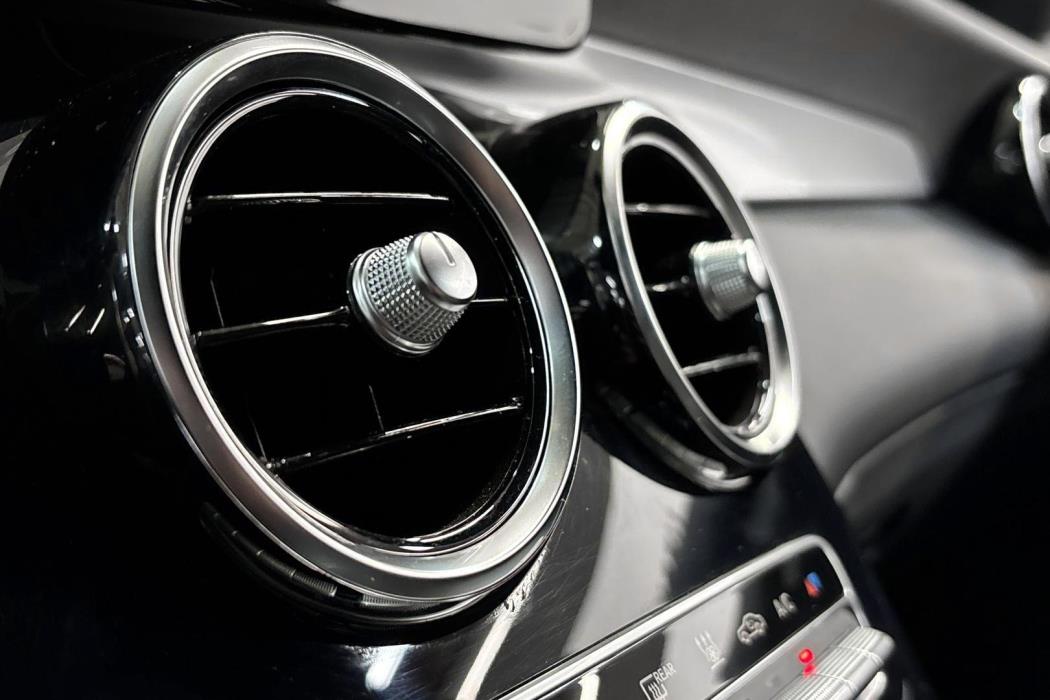 MERCEDES-BENZ GLC 2020